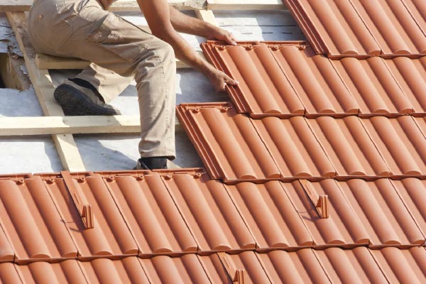 Couverture de toit : réglementation et choix de l'entreprise couverture toiture